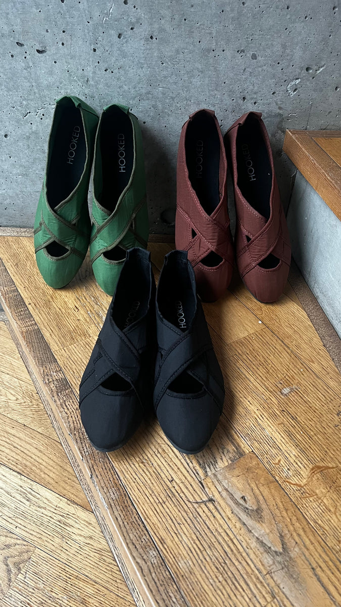ORIGINAL SHOES BLACK – HOOKED